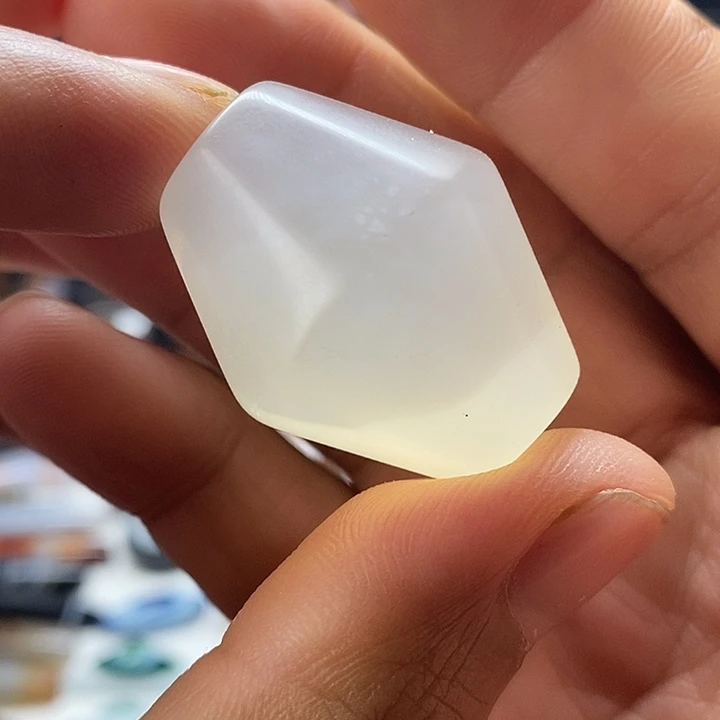 未镶嵌颈饰玛瑙/玉髓