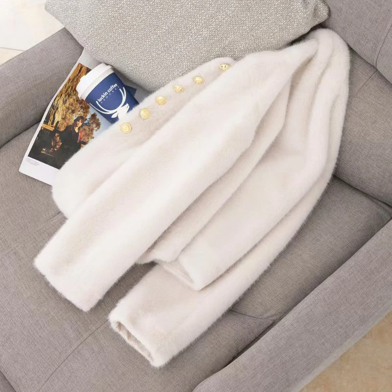 2025气质短款水貂绒皮毛一体环保毛毛小香风外套女