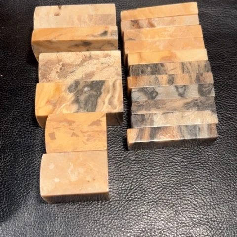 昌化石印*斋18个…………