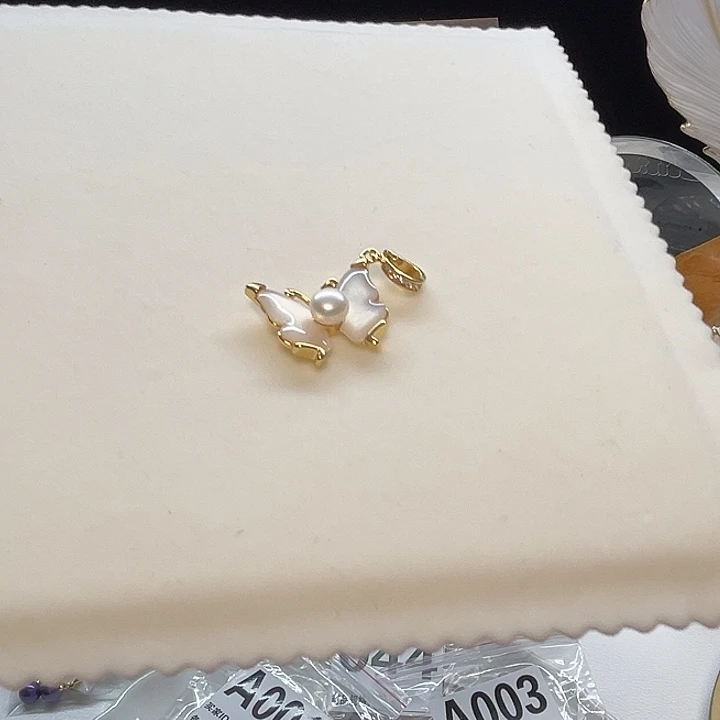 颈饰钛钢淡水珍珠
