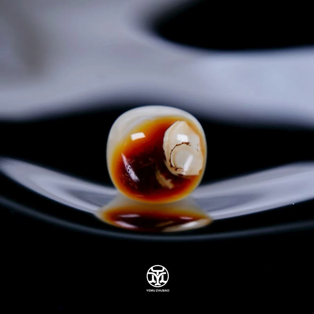 Y1（9.0mm）9毫米彩沁妖孽老型 一物一拍 天然彩沁料琥珀蜜蜡