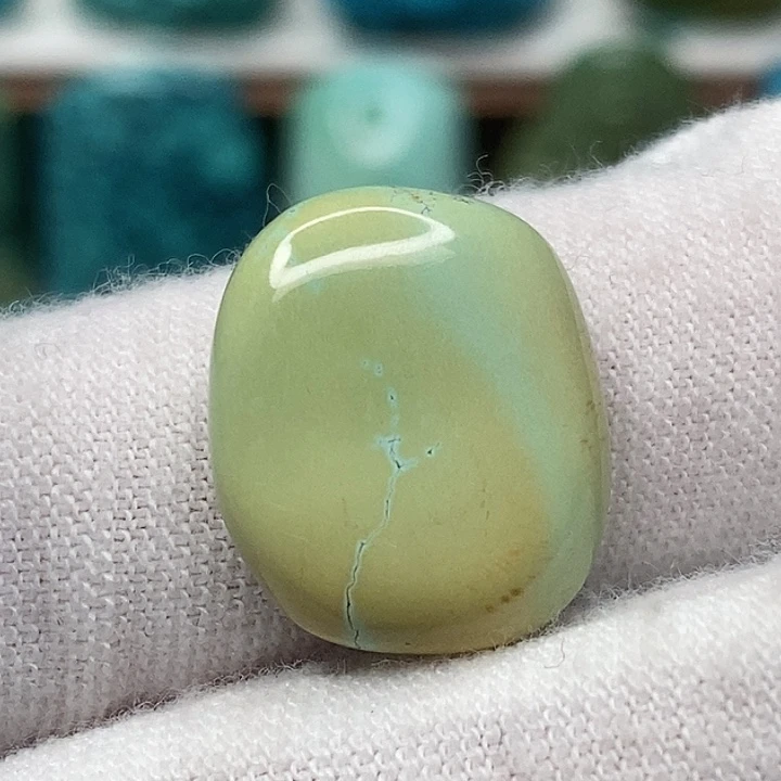 绿松石未镶嵌天然原矿 地大质检