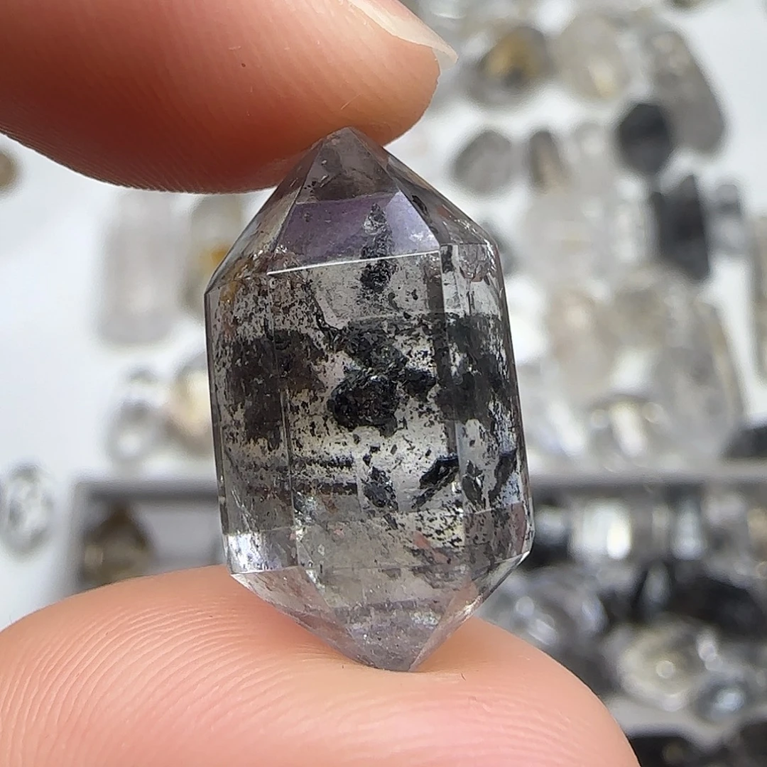 珠宝半成品水晶未镶嵌散墨带黄胶花