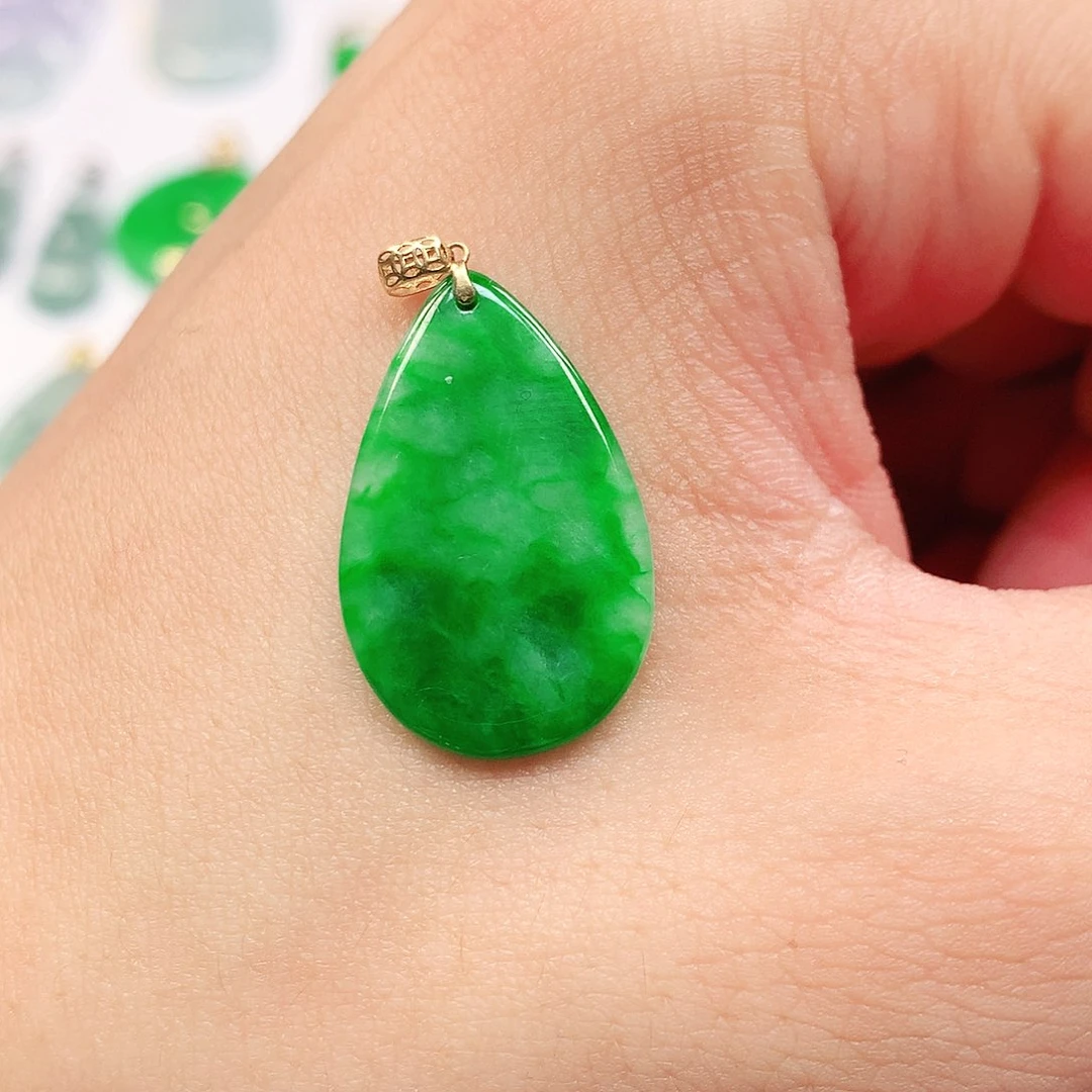 吊坠(不含链)18K金镶嵌翡翠