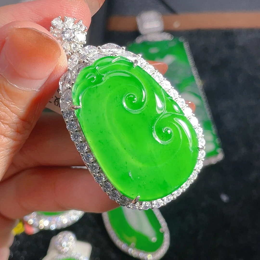 翡翠吊坠(不含链)未镶嵌