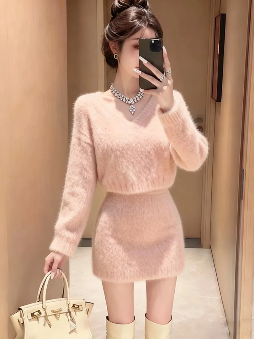 小香风V领针织套装女秋冬高级感超好看慵懒气质毛衣包臀裙两件套