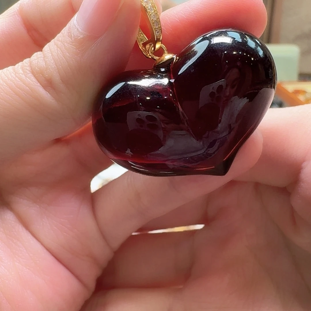 琥珀未镶嵌颈饰耳坠