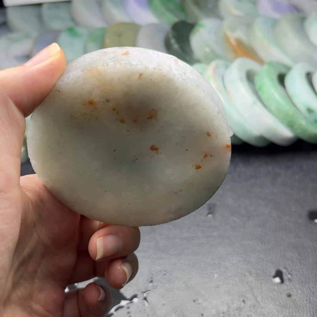 定制翡翠未镶嵌翡翠手镯