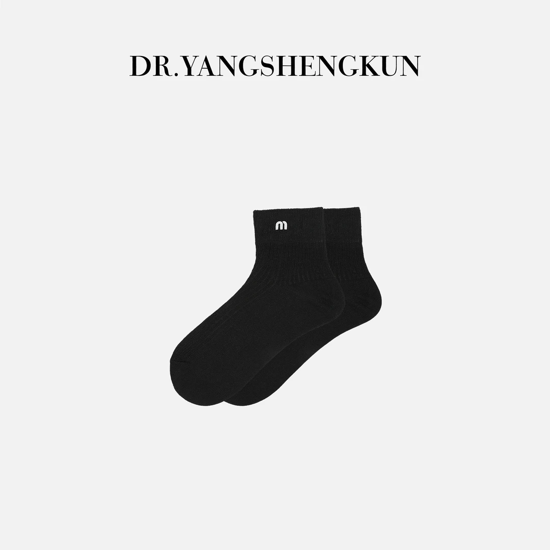 杨圣坤2025秋季新品女士简约字母百搭舒适透气纯棉短袜SQ2581282