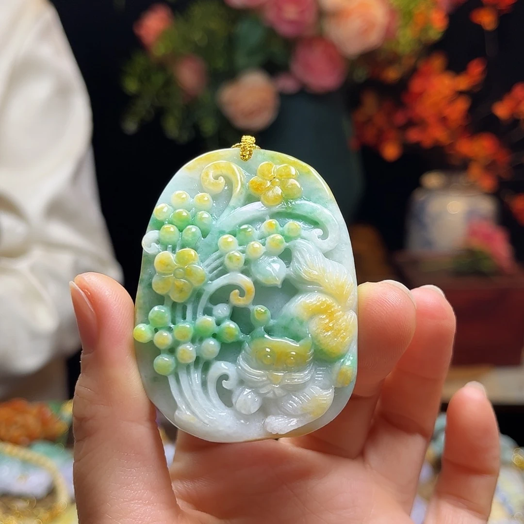翡翠颈饰未镶嵌天然翡翠