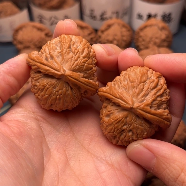 吊坠文玩核桃40闷白