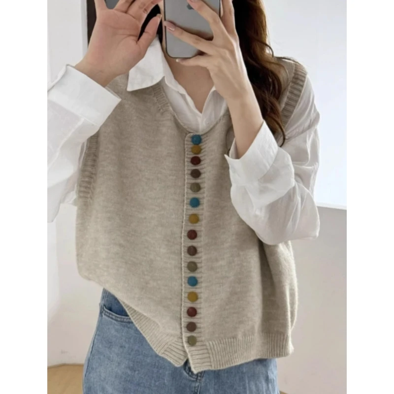 2025春季简约日系马甲女彩虹纽扣慵懒风毛衣坎肩叠穿百搭针织开衫