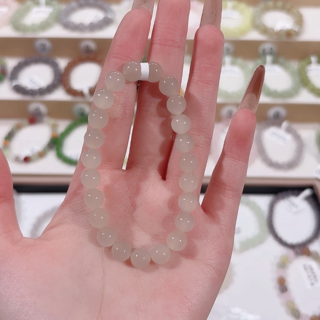 淳***月未镶嵌手串和田玉l