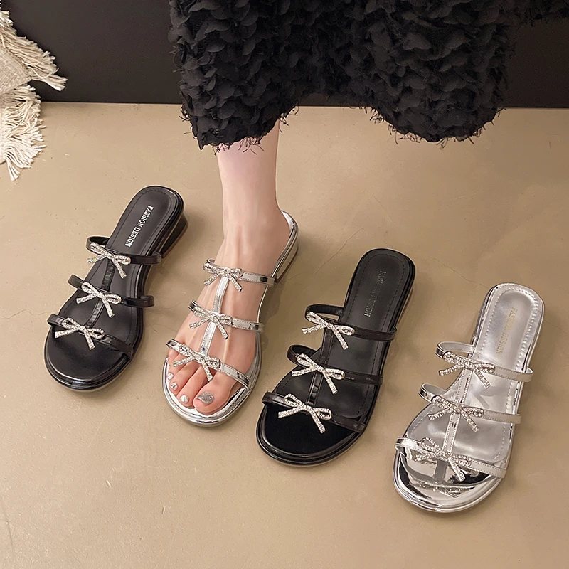 夏季新款蝴蝶结一字带水钻低跟外穿拖鞋百搭凉拖鞋