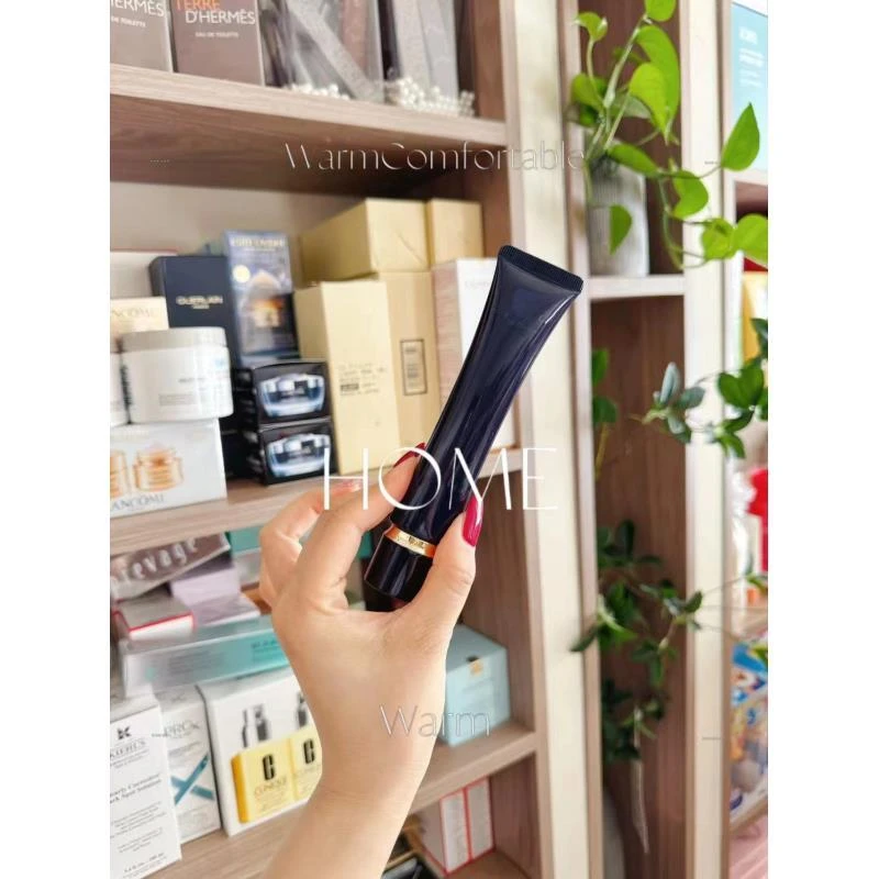 小鬼子国的素颜霜，素颜隔离妆前三合一