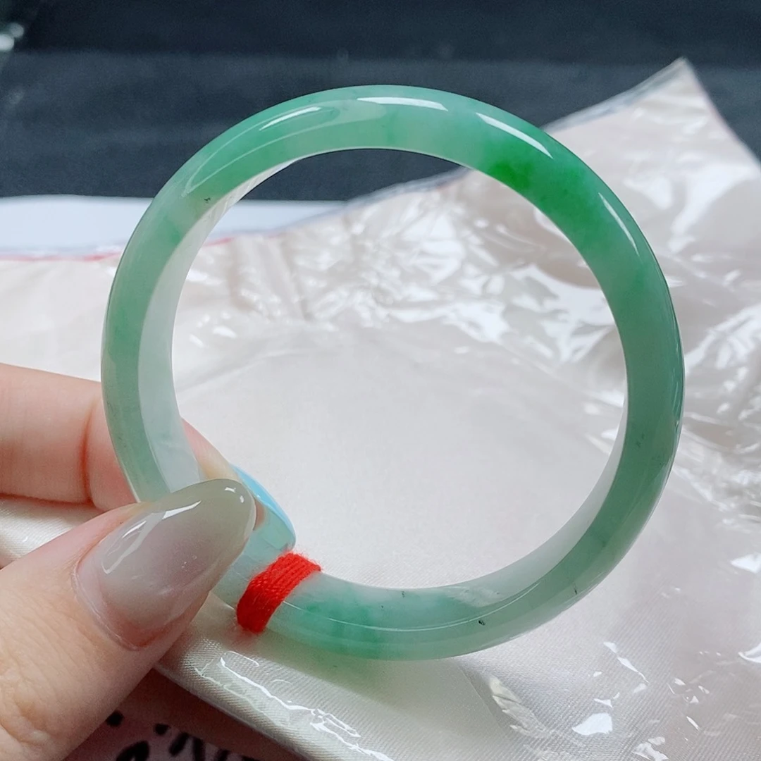 【闪购商品】未镶嵌手镯翡翠405号