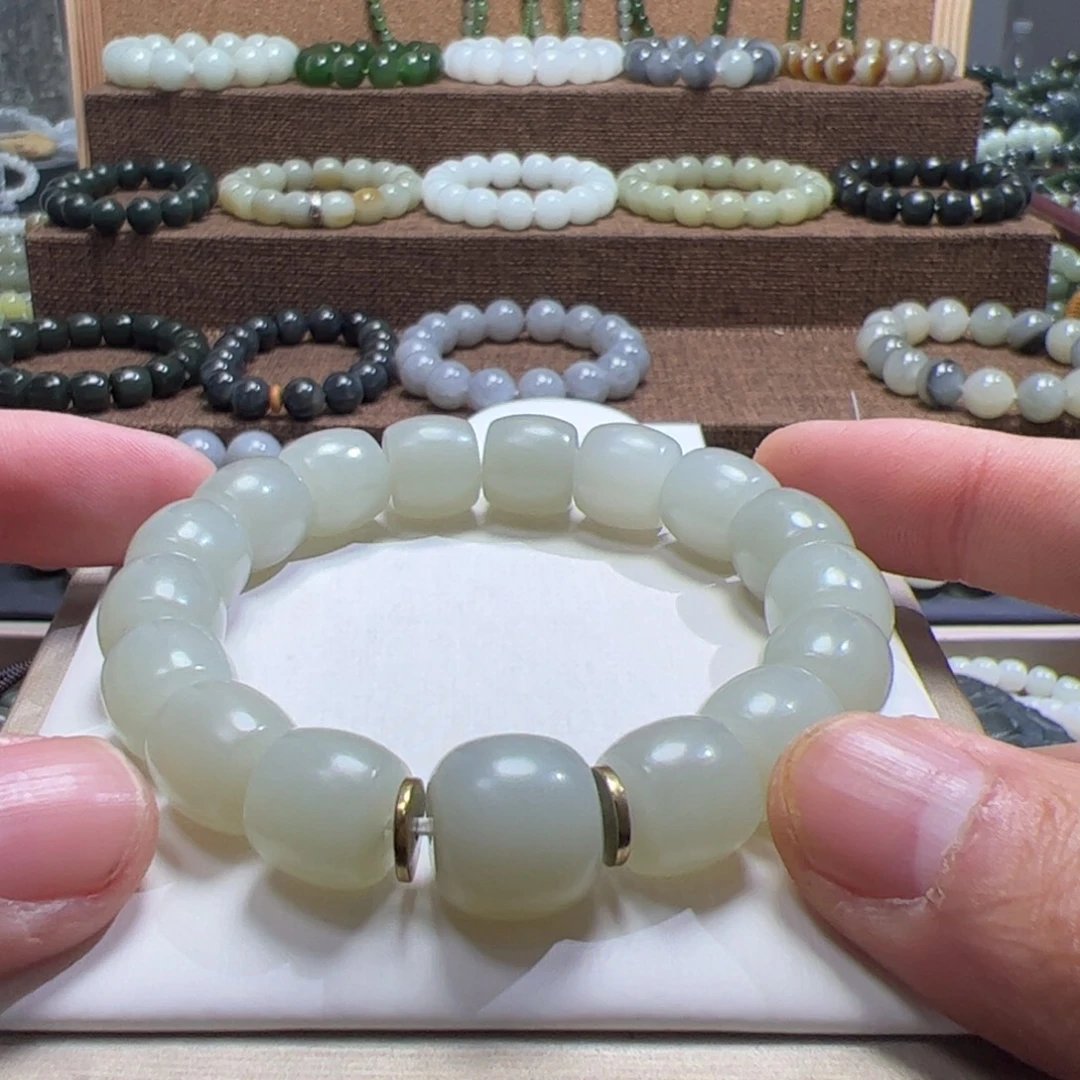 和田玉未镶嵌手链