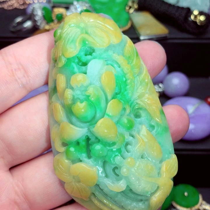 翡翠未镶嵌吊坠(不含链)
