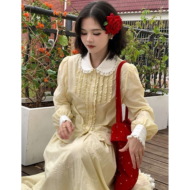 法式复古重工刺绣娃娃领上衣半裙两件套装女春新款67102