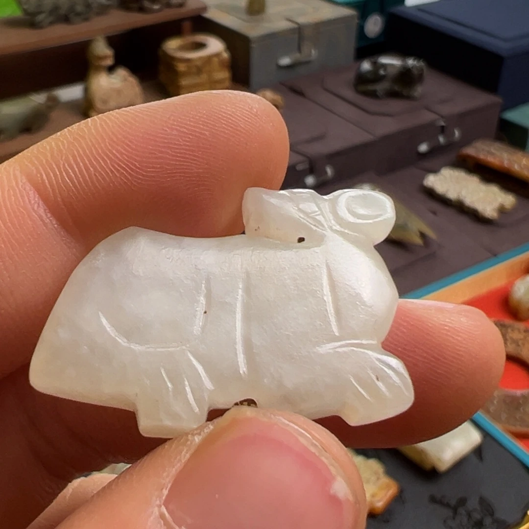 未镶嵌和田玉（糖玉）挂件