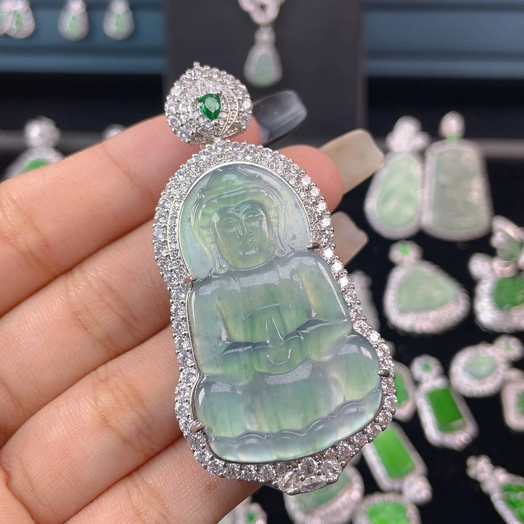 吊坠(不含链)未镶嵌翡翠