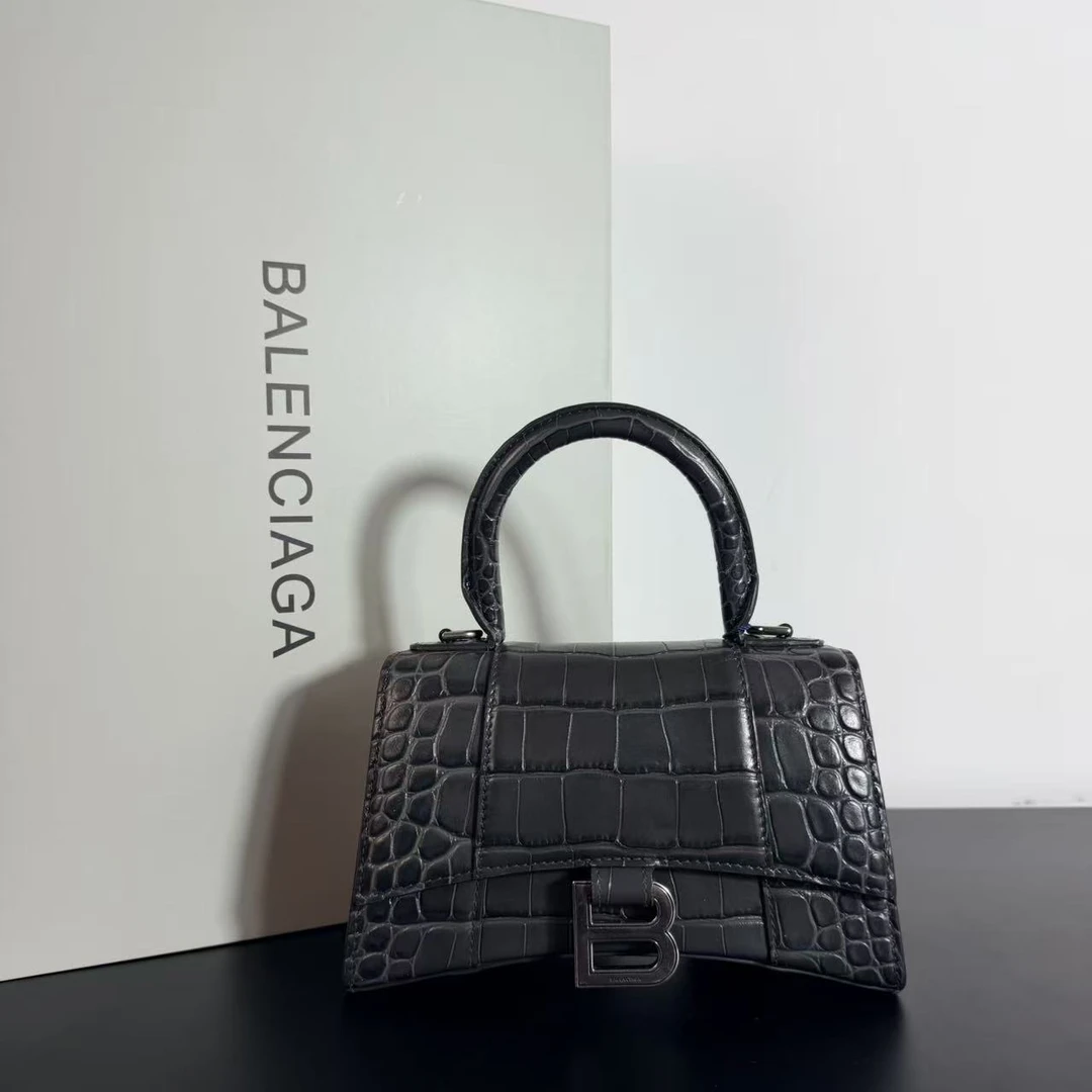 95新 Balenciaga/巴黎世家 95新/巴黎世家/曼曼/单肩/SY25120236