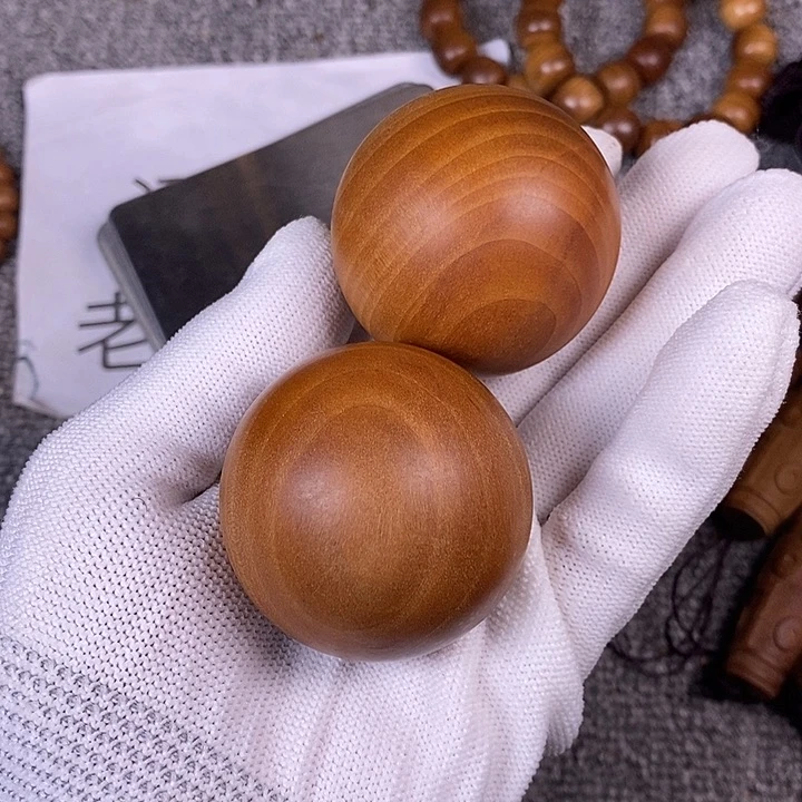 檀香木手串/手链老山檀香黑肉手球一对4.5微瑕疵