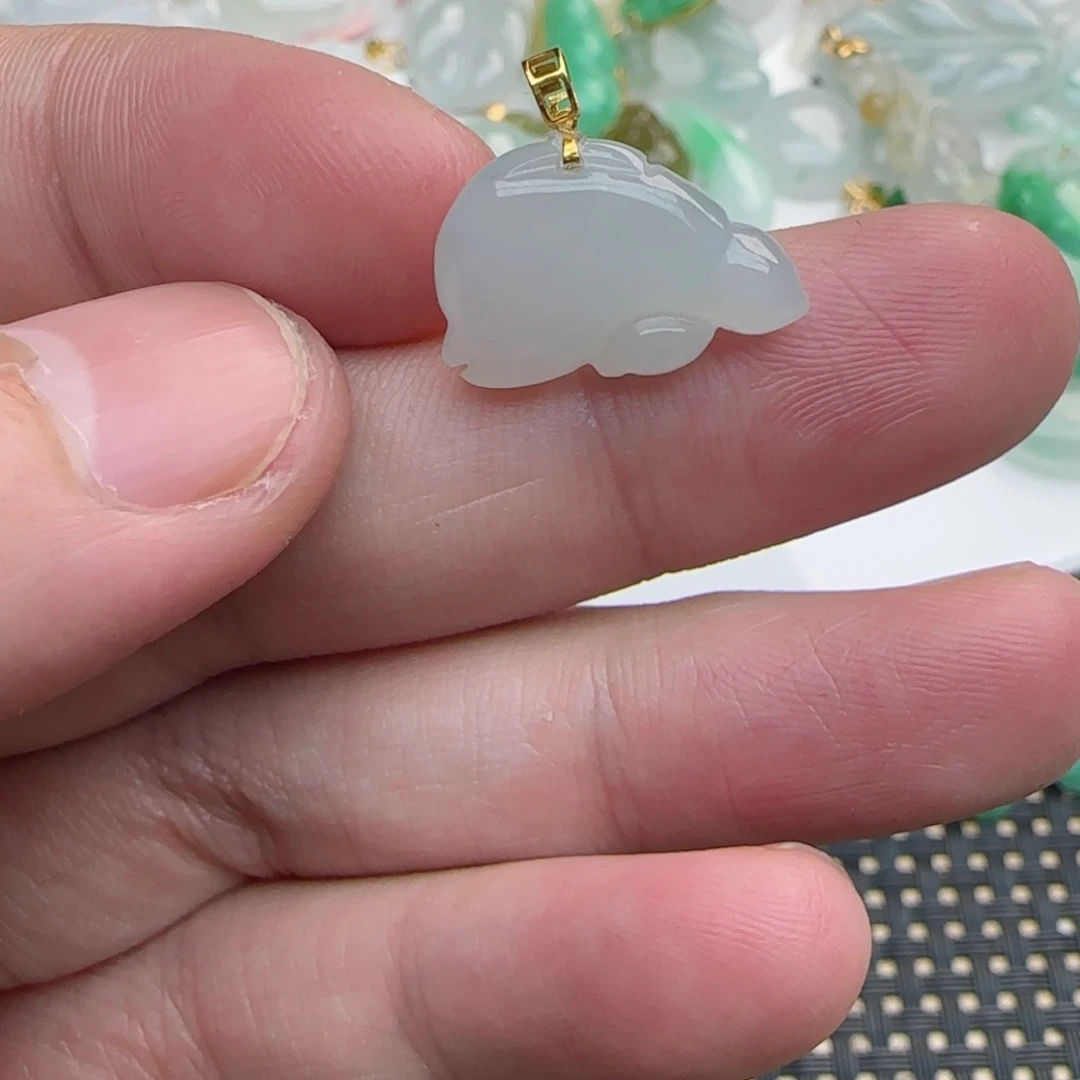 【闪购商品】翡翠颈饰18K金镶嵌海豚