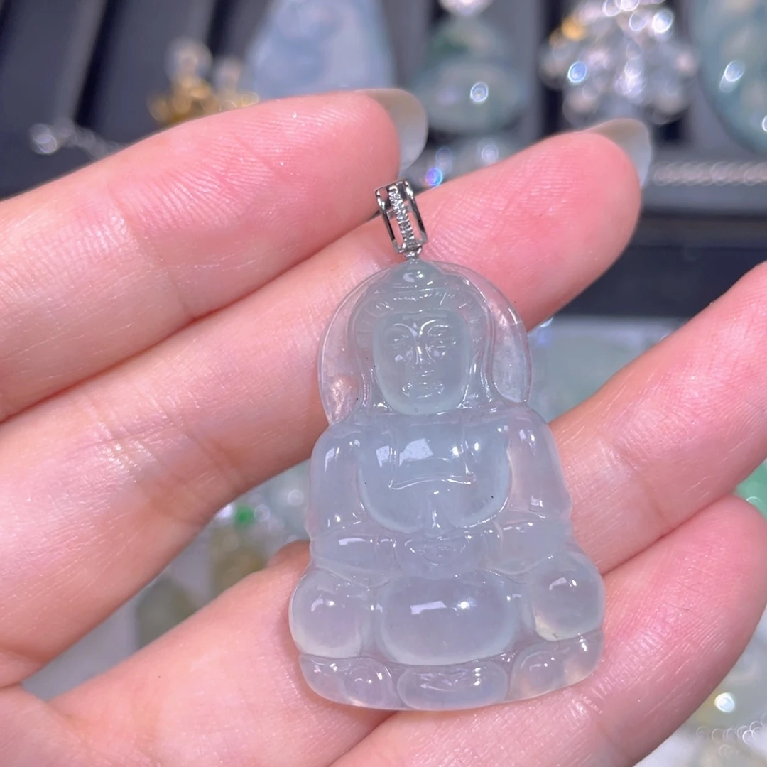 翡翠18K金镶嵌颈饰翡翠