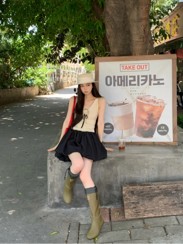 荔枝干酪～法式撞色镂空V领吊带拼接蓬蓬裙连衣裙针织显瘦修身复古