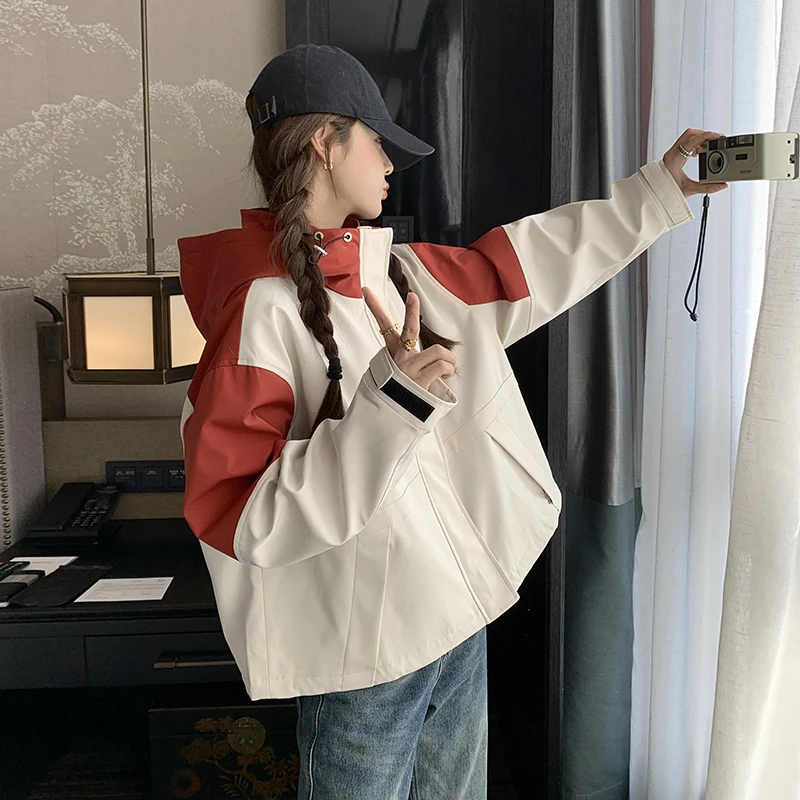 拼接撞色连帽薄款短款外套女装2025秋季新款时尚设计感工装冲锋衣