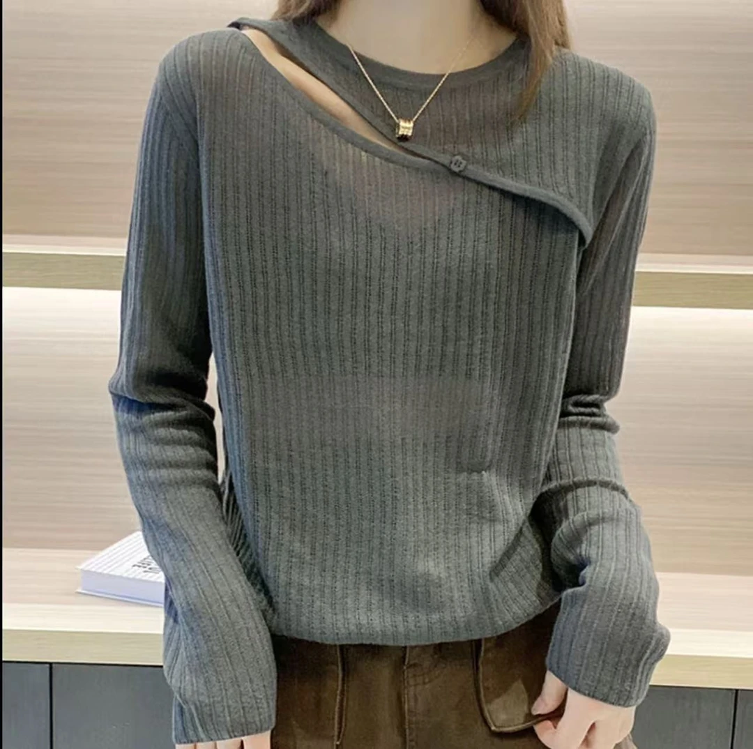 【玉姐家】欧货春秋百搭时髦洋气休闲时尚显瘦设计感镂空上衣女f595