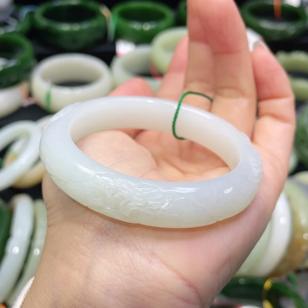 未镶嵌手镯和田玉91