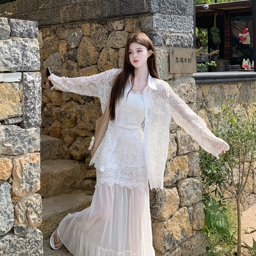 实拍 宽松蕾丝衬衫时尚套装设计感内搭吊带高腰半身裙三件套装