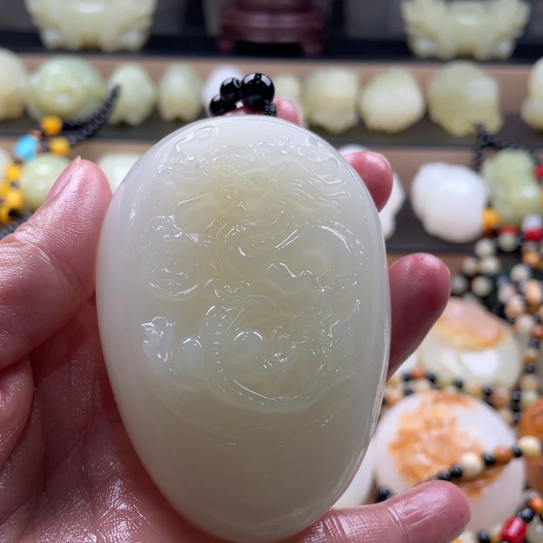 平***乐石材天然古青石手把件
