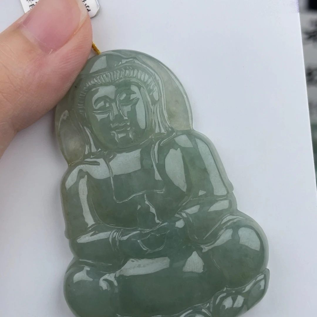 颈饰未镶嵌翡翠观音