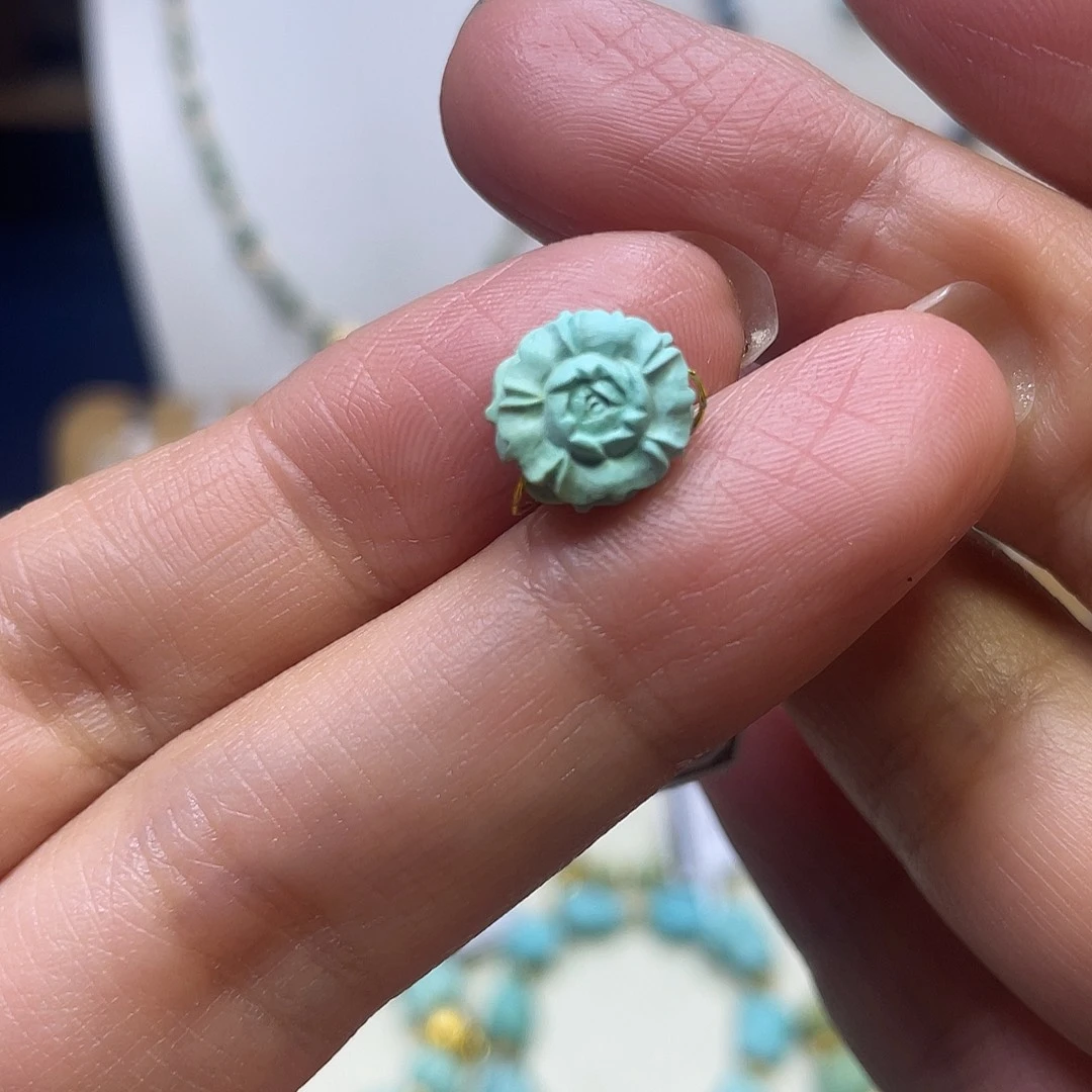 绿松石未镶嵌牡丹花