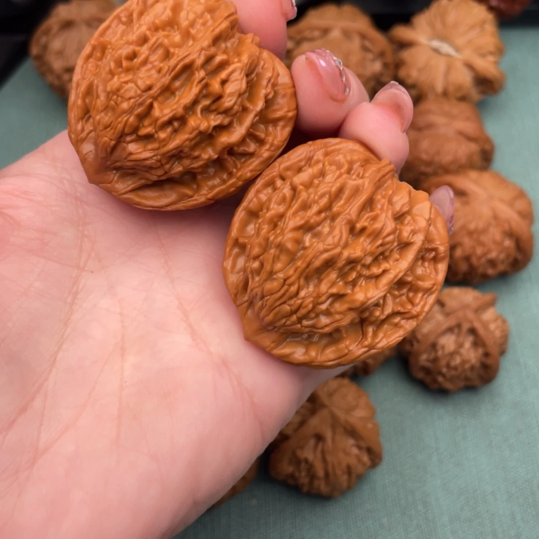 文玩核桃把件全品麦穗虎头41