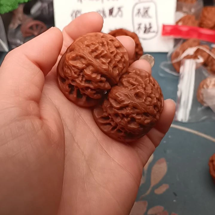 文玩核桃吊坠宫灯