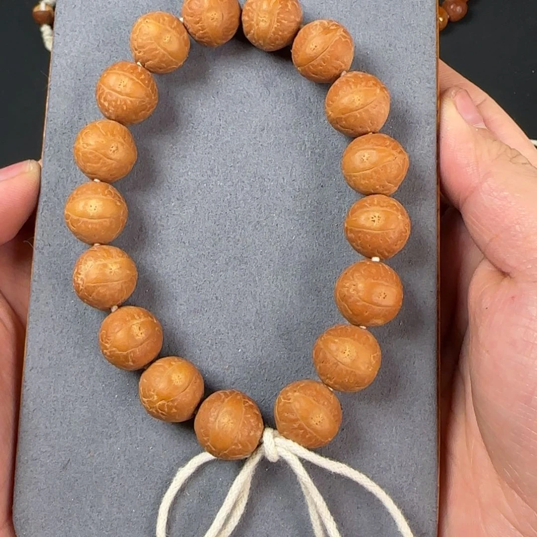 凤眼菩提手串比*堡15红皮金眼福利手串（无三通）