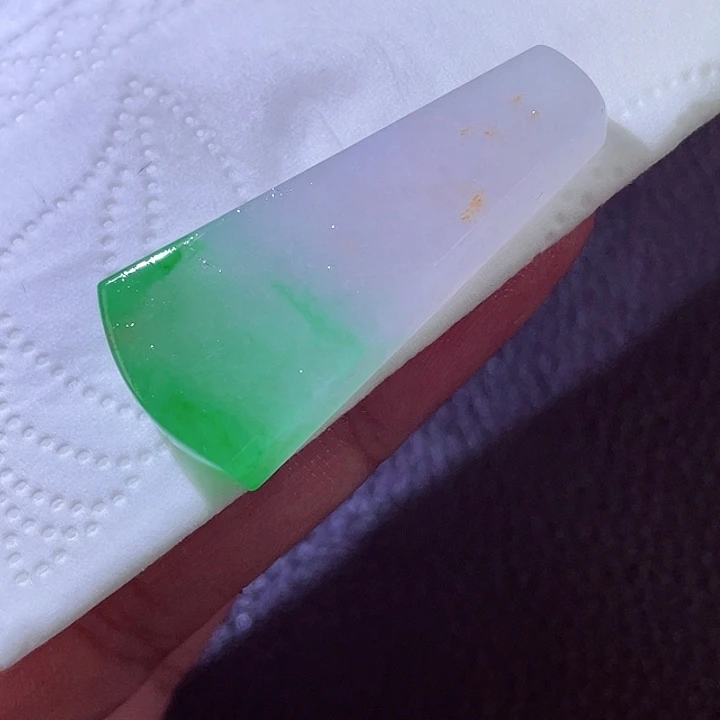 未镶嵌定制翡翠翡翠