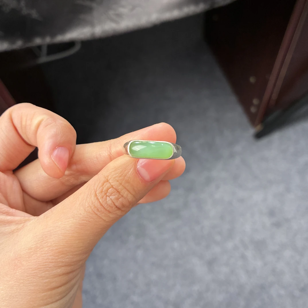 和田玉新疆黑羊洞碧玉