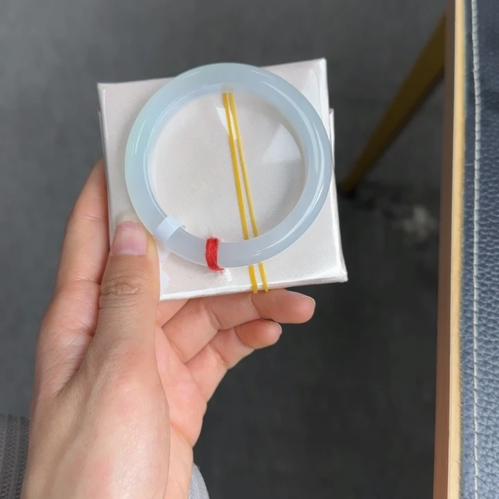 未镶嵌手镯翡翠翡翠手镯