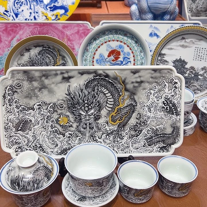 摆件陶景德镇陶瓷学院等单位联合举办了