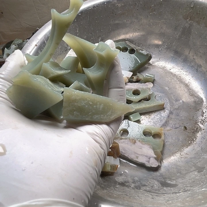 e***o和田玉未镶嵌珠宝奇石