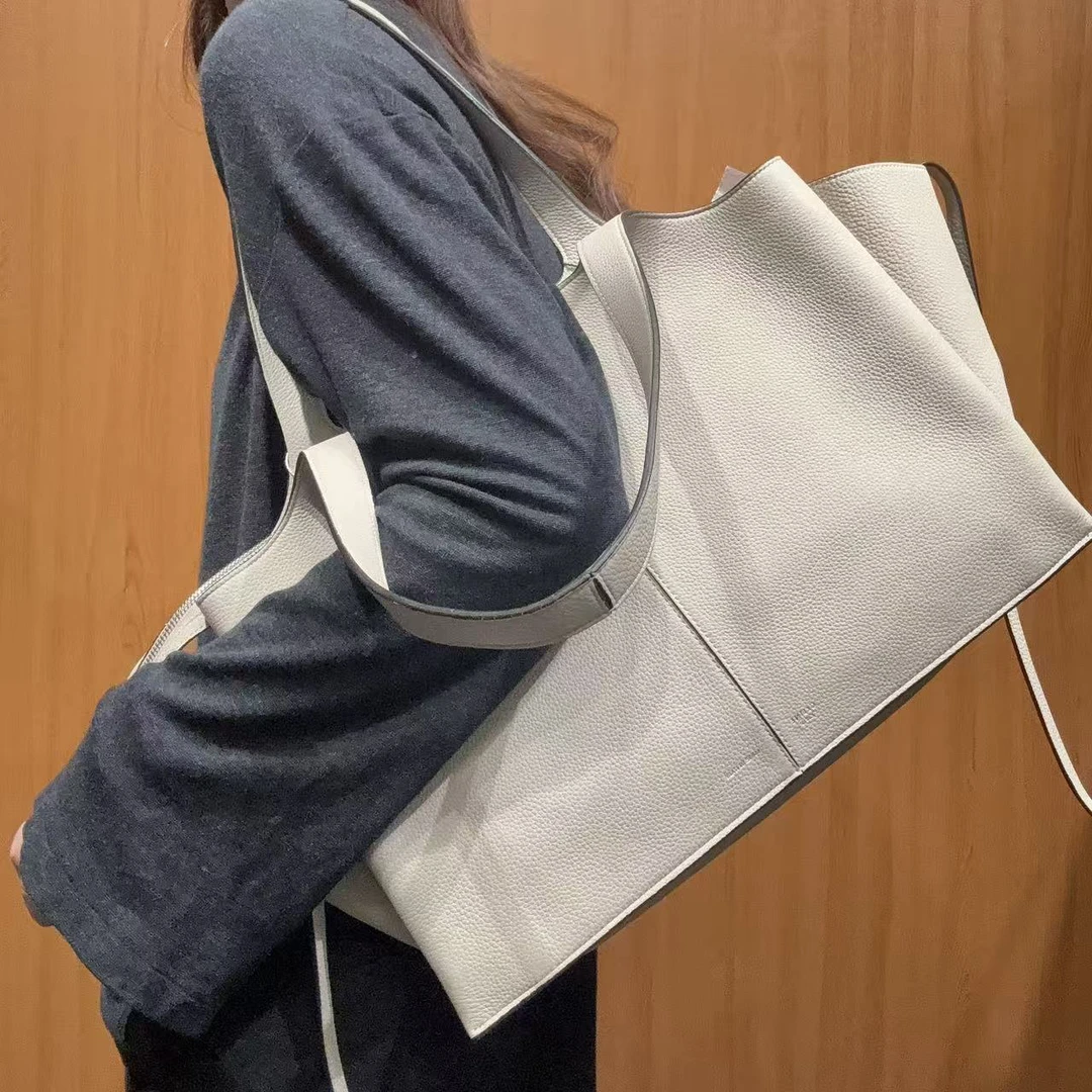 95新 Celine/思琳 【蕾】 68 0934 白色单肩包
