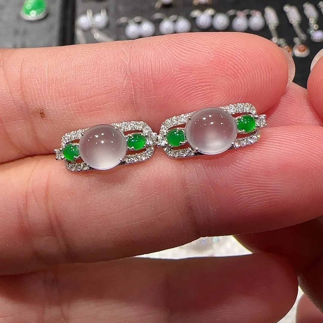 翡翠18K金镶嵌耳饰天然翡翠