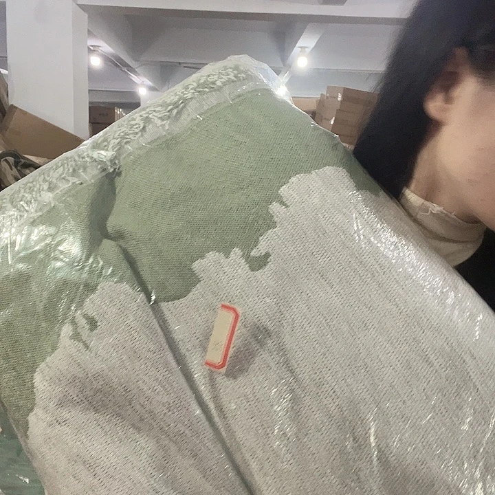 沙发盖毯。   180*380。 5号