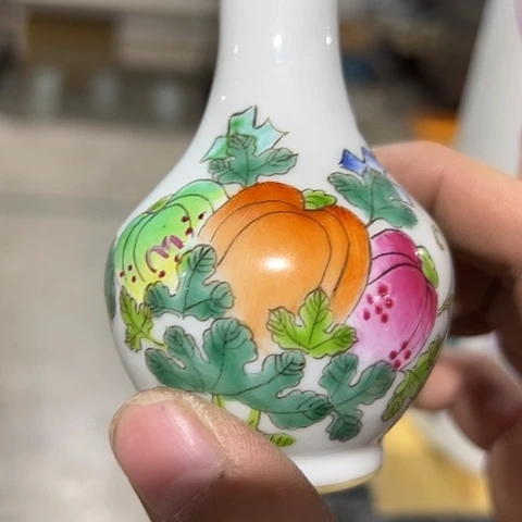 你就不要和人家在这聊天嘛好不好