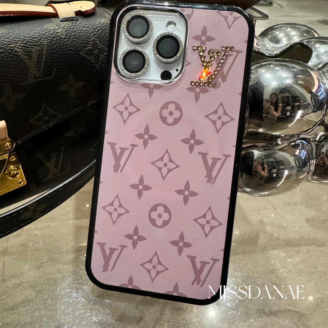 【经典浅棕路易-施华洛磁吸】适用于iPhone16 15promax/14/13